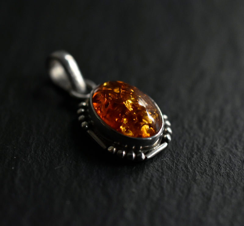 Elegant Vintage Baltic Amber 925 Silver Sterling Pendant - Baga Ethnik Living