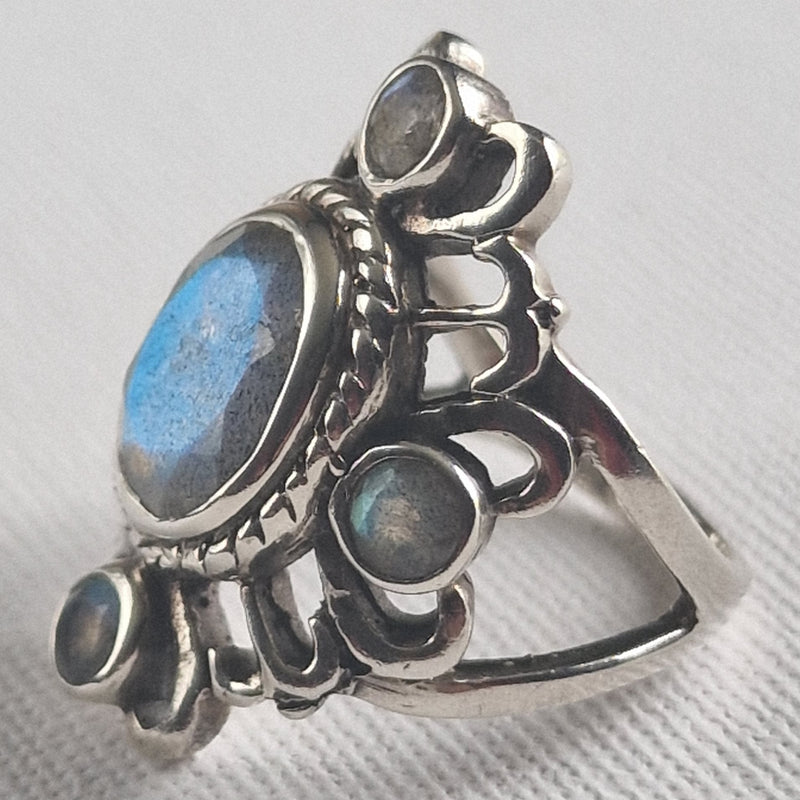 Elegant Vintage Himalayan Labradorite Sterling Silver 925 Ring - Baga Ethnik Living