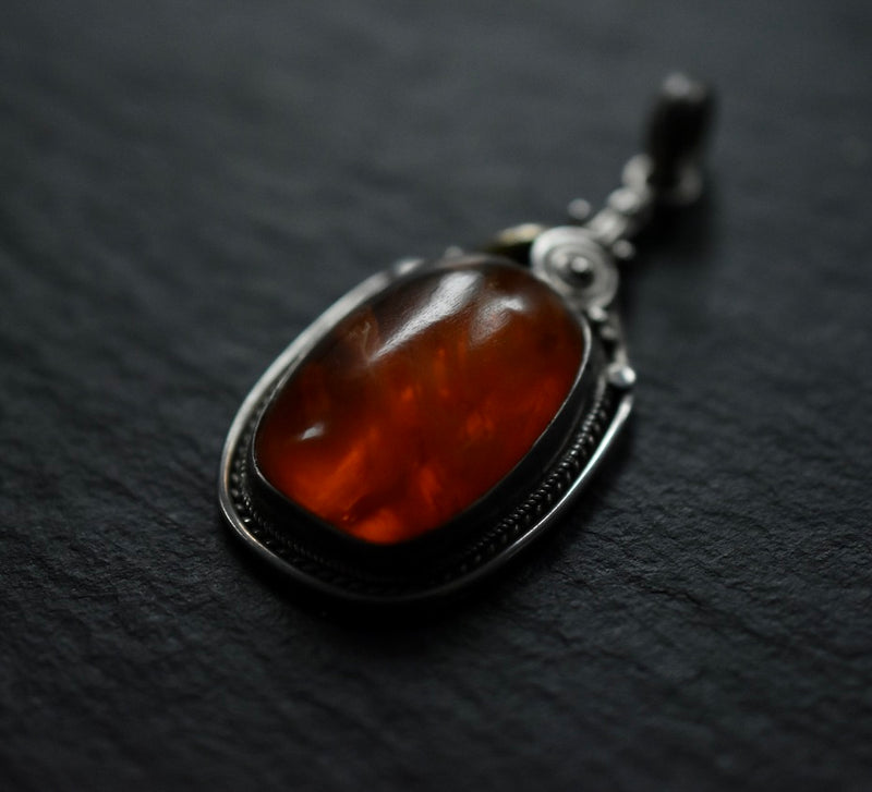 Cloudy Honey Baltic Amber Vintage Silver Sterling 925 Pendant - Baga Ethnik Living