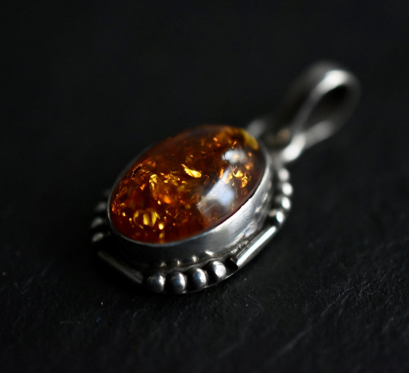 Elegant Vintage Baltic Amber 925 Silver Sterling Pendant - Baga Ethnik Living