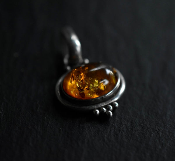 Simple Vintage Baltic Amber Sterling Silver 925 Pendant - Baga Ethnik Living