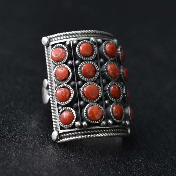 Vintage Coral Tibetan Silver Ring - Baga Ethnik Living