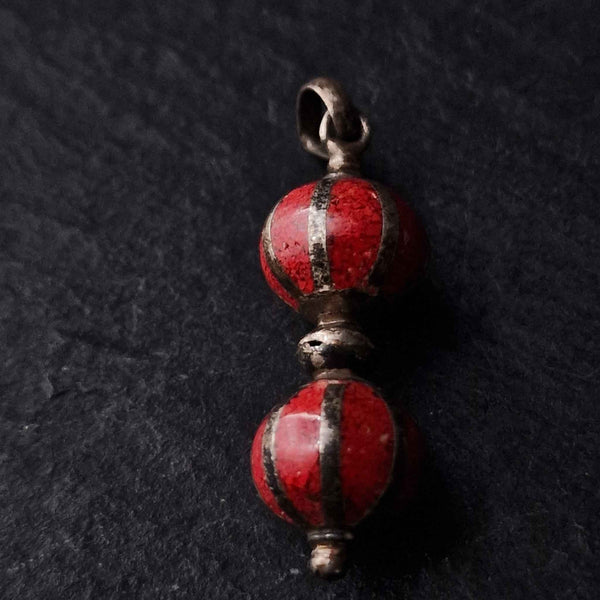 Unique Coral Vintage Pendant for Jewelry Lovers - Baga Ethnik Living