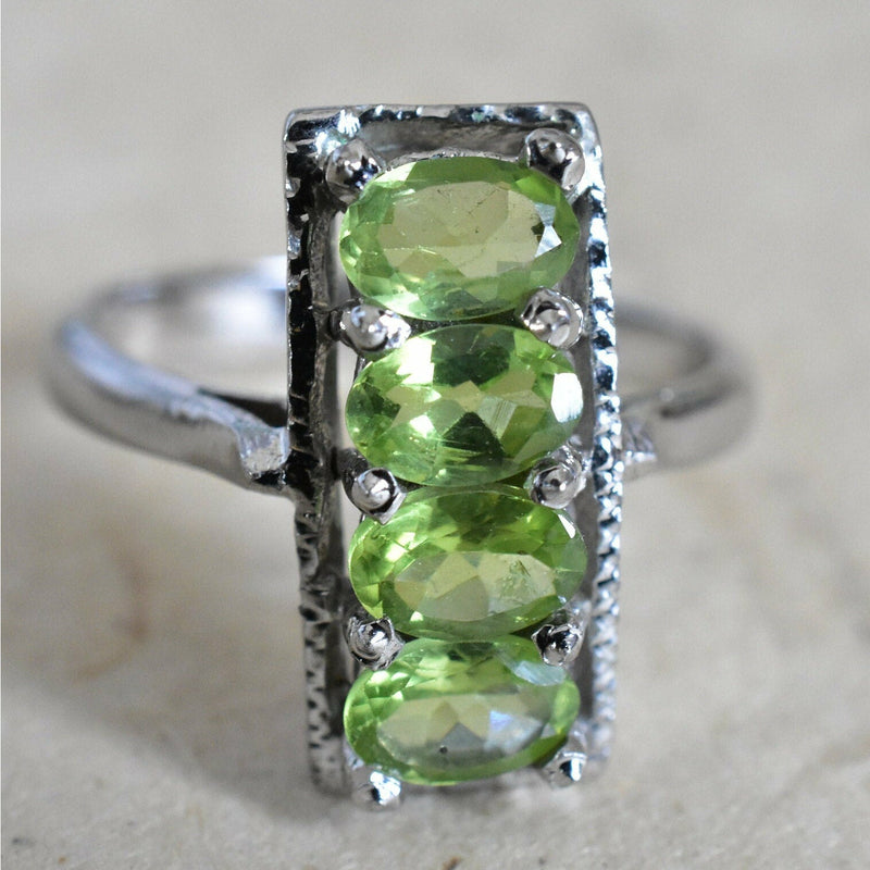 Peridot Semi Silver Ring - Baga Ethnik Living